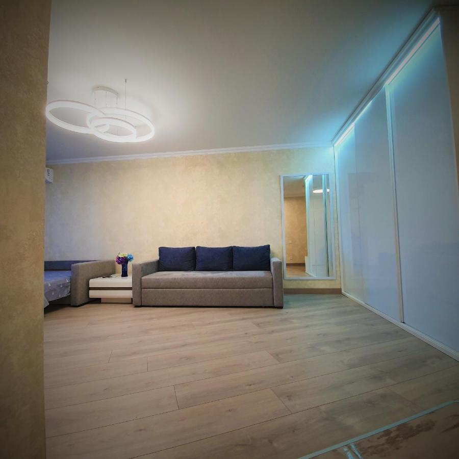Vip Апартаменты В Киеве Exteriör bild